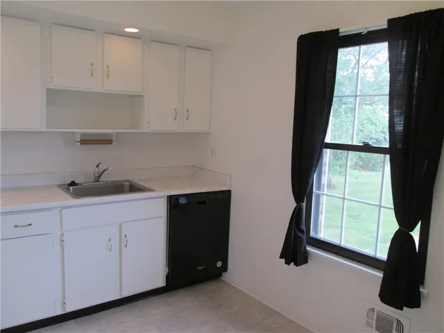 $1,800 | 553 French Road, Brighton, NY 14618