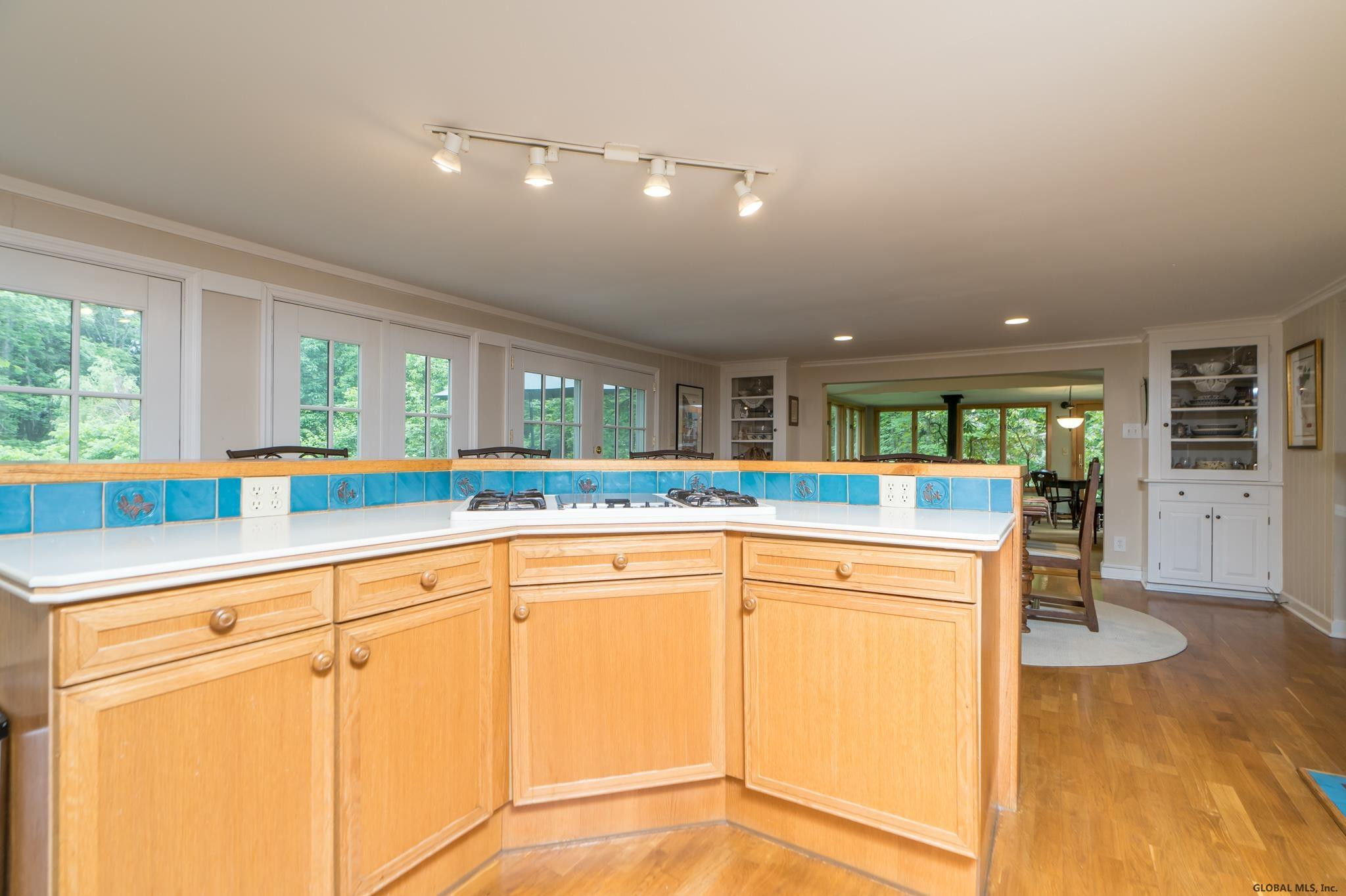 2398 Rosendale Road Niskayuna, NY 12309 - Photo 15 of 44 Photo 15