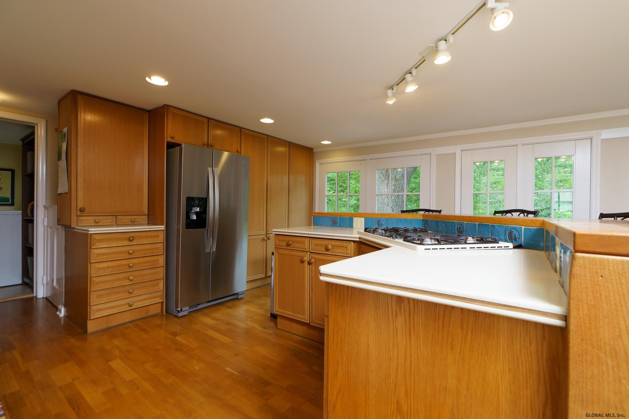 2398 Rosendale Road Niskayuna, NY 12309 - Photo 16 of 44 Photo 16