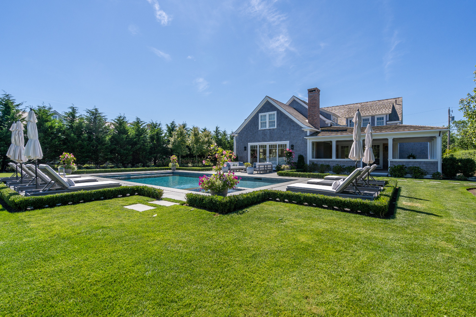 35 Burnell Street Nantucket, MA 02554 - Photo 45 of 48