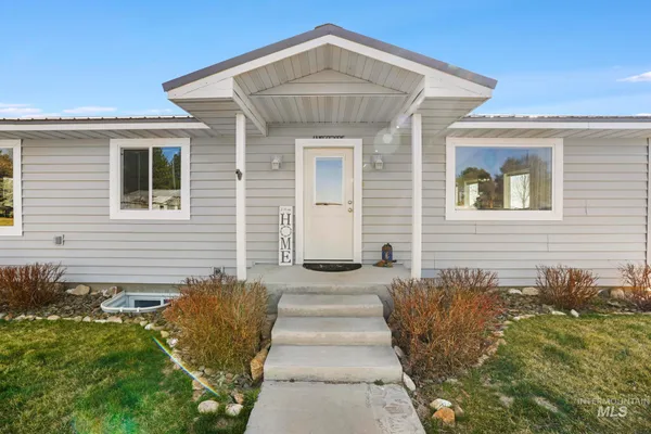$615,000 | 256 East 265th Lane North, Rupert, ID 83350