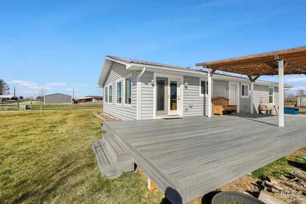 $615,000 | 256 East 265th Lane North, Rupert, ID 83350