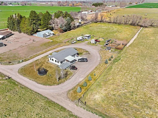 $615,000 | 256 East 265th Lane North, Rupert, ID 83350