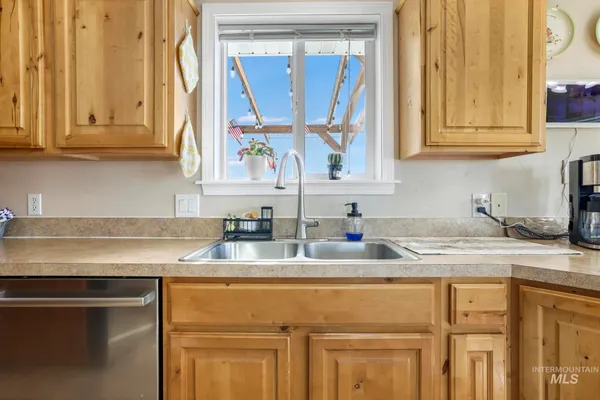 $615,000 | 256 East 265th Lane North, Rupert, ID 83350