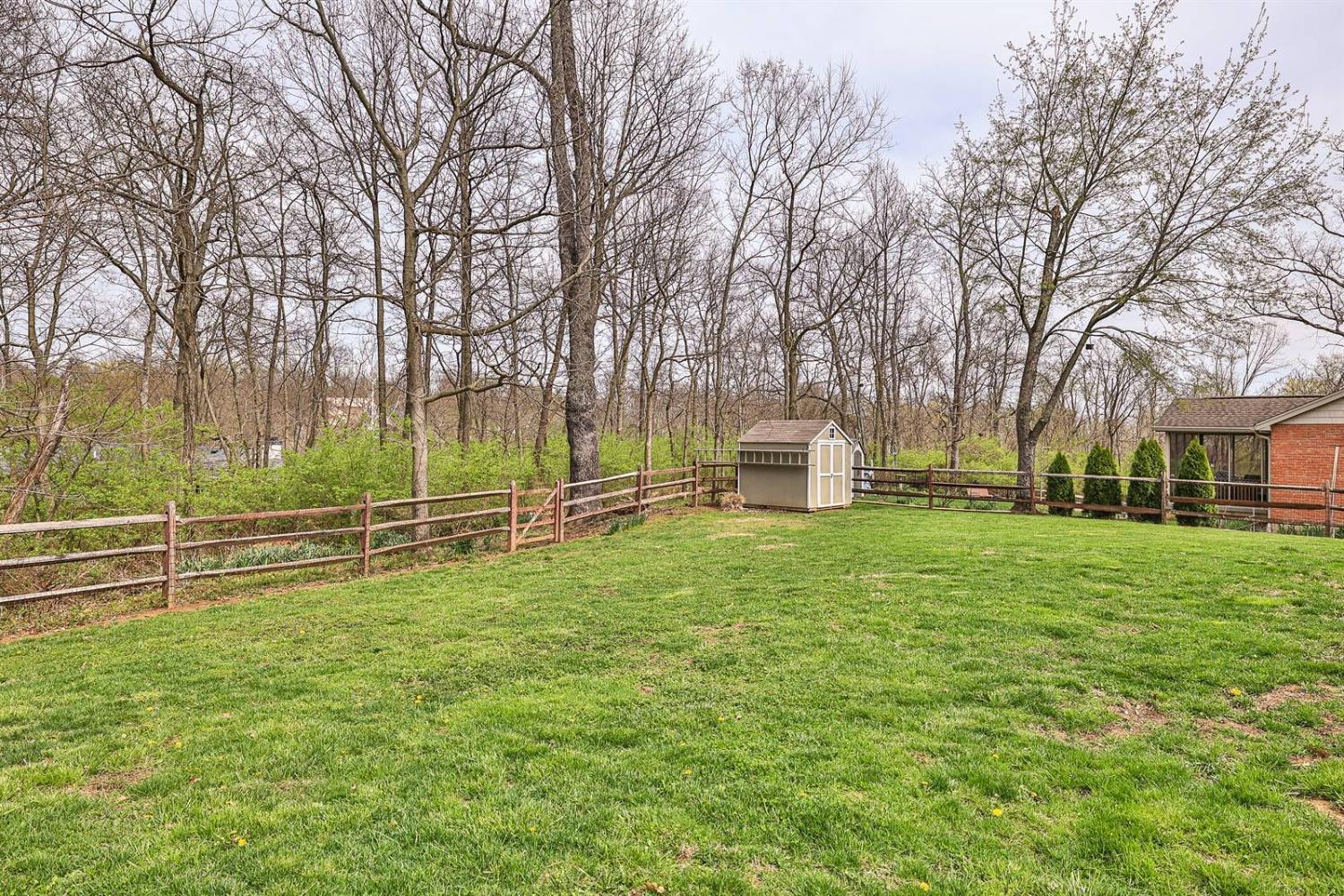 978 Greentree Road Lawrenceburg, IN 47025 - Photo 27 of 33
