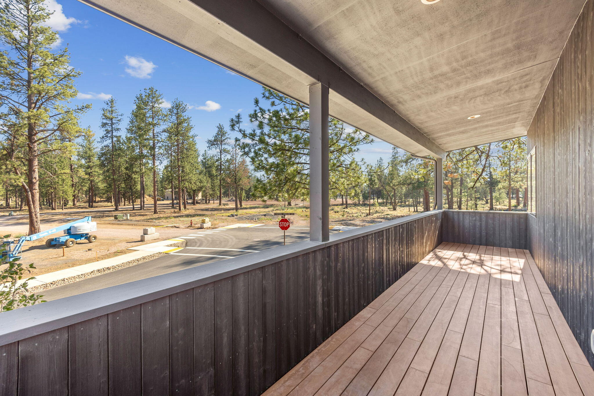589 West Canopy Way, Unit LOT 22 Sisters, OR 97759 - Photo 27 of 36 Same Model Completed