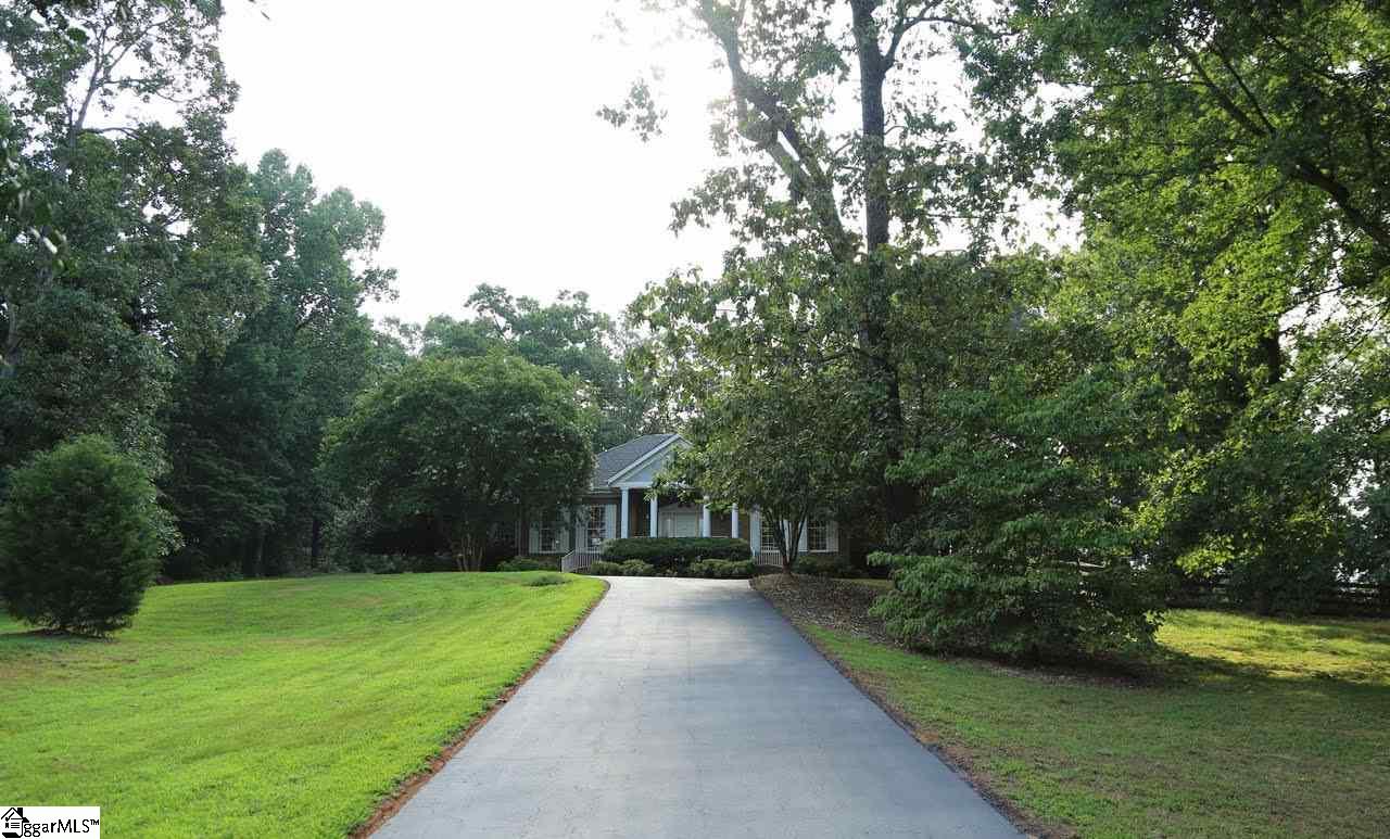 118 Henderson Road Easley, SC 29642 - Photo 3 of 30