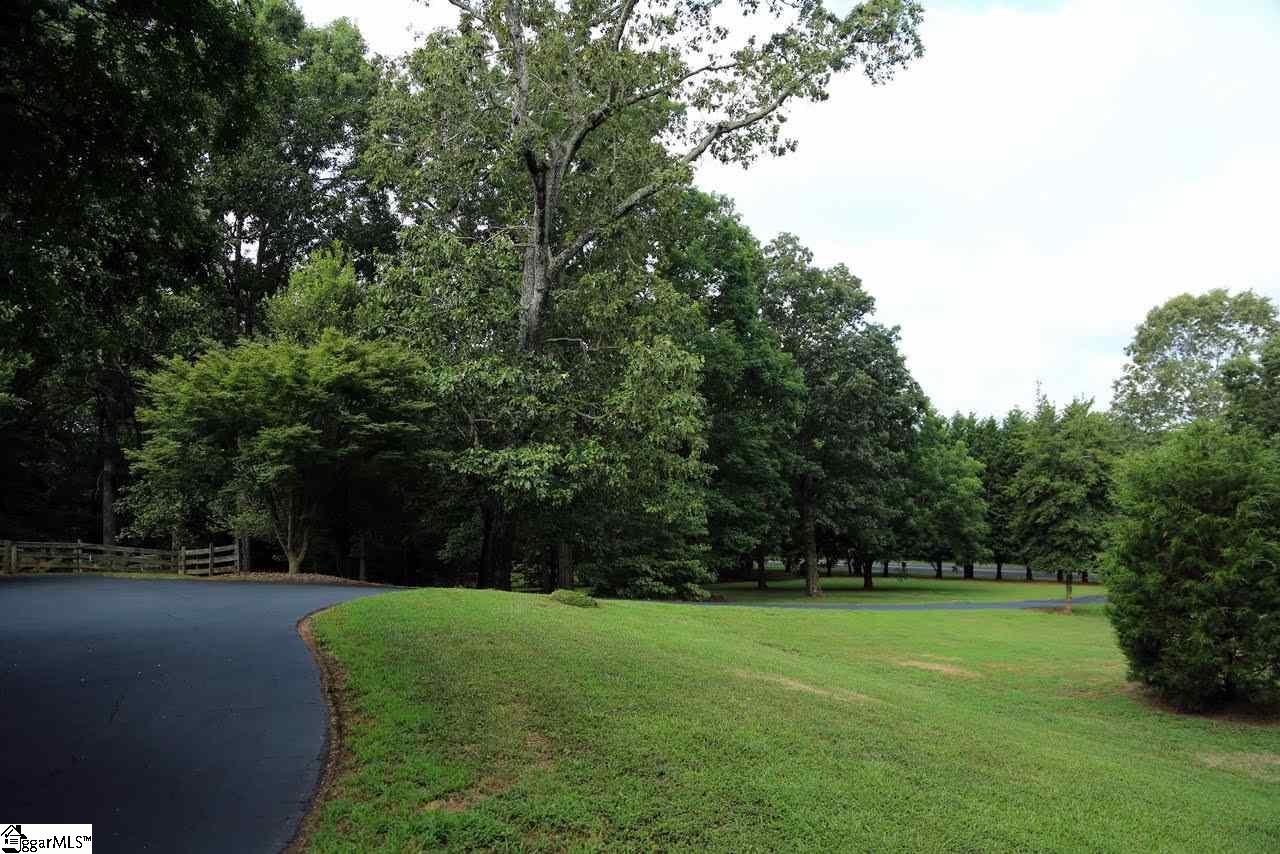 118 Henderson Road Easley, SC 29642 - Photo 7 of 30