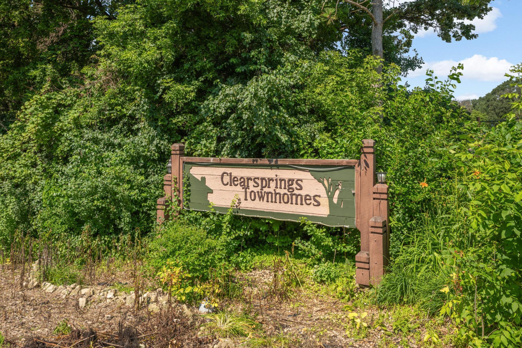 4757 Spring Circle Minnetonka, MN 55345 - Photo 2 of 32