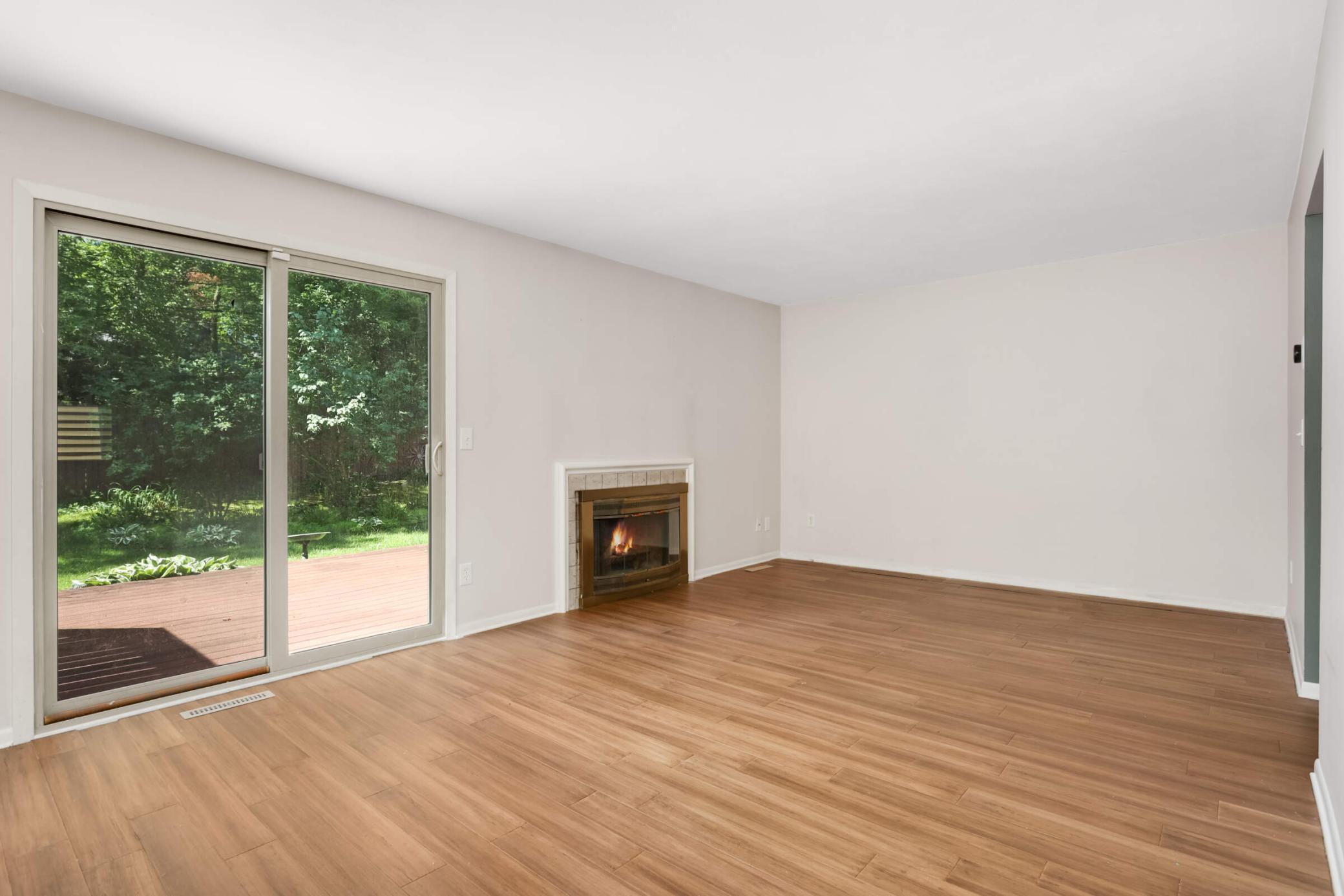 4757 Spring Circle Minnetonka, MN 55345 - Photo 7 of 32