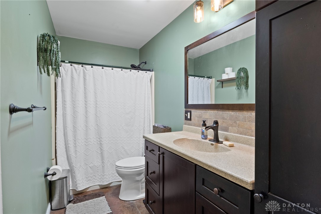 936 Alexander Road Eaton, OH 45320 - Photo 13 of 22 Gallery Image 13