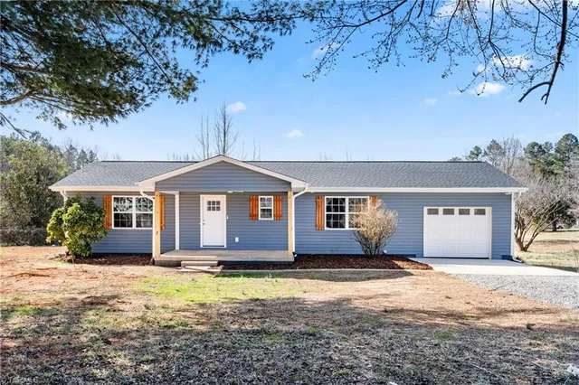 $329,900 | 179 Stephens Lane, Thomasville, NC 27360