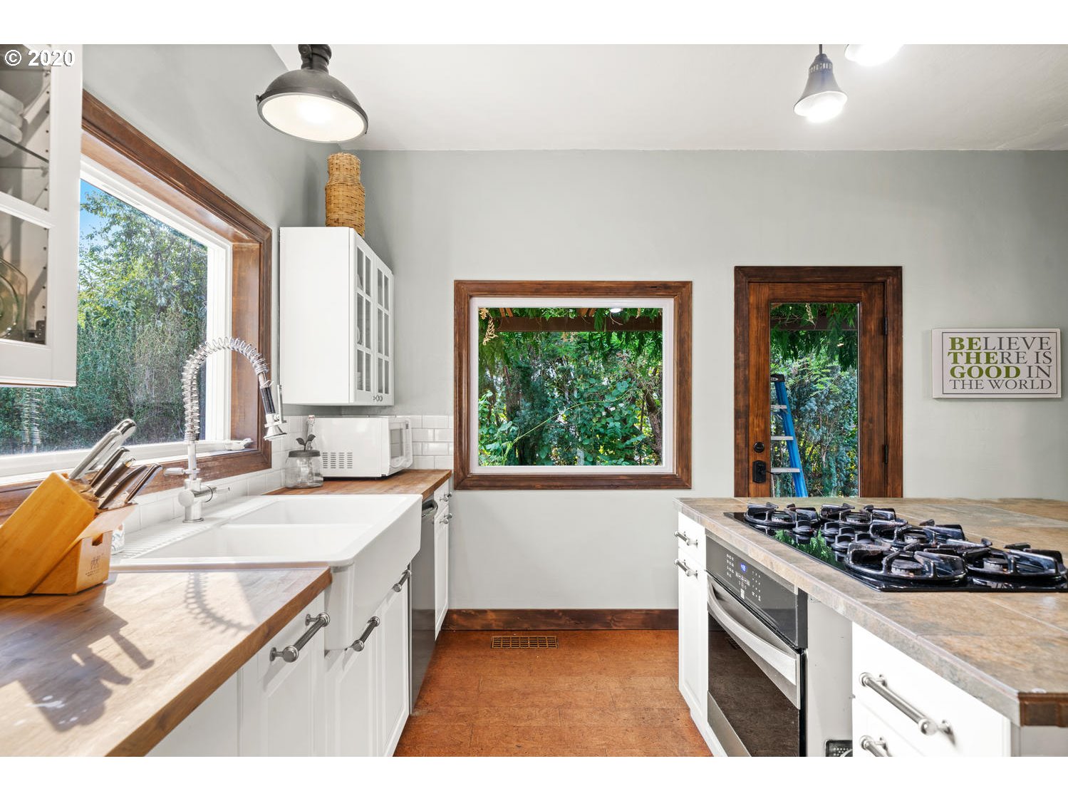 12260 Southwest Butner Road Portland, OR 97225 - Photo 11 of 28 Gallery Image 11