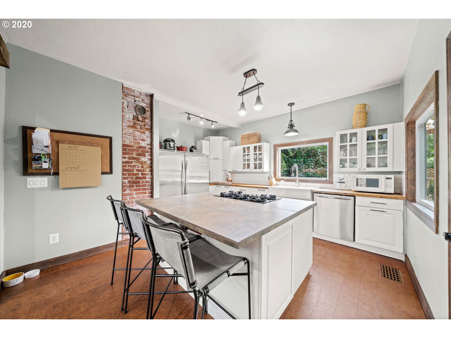 12260 Southwest Butner Road Portland, OR 97225 - Photo 9 of 28 Gallery Image 9