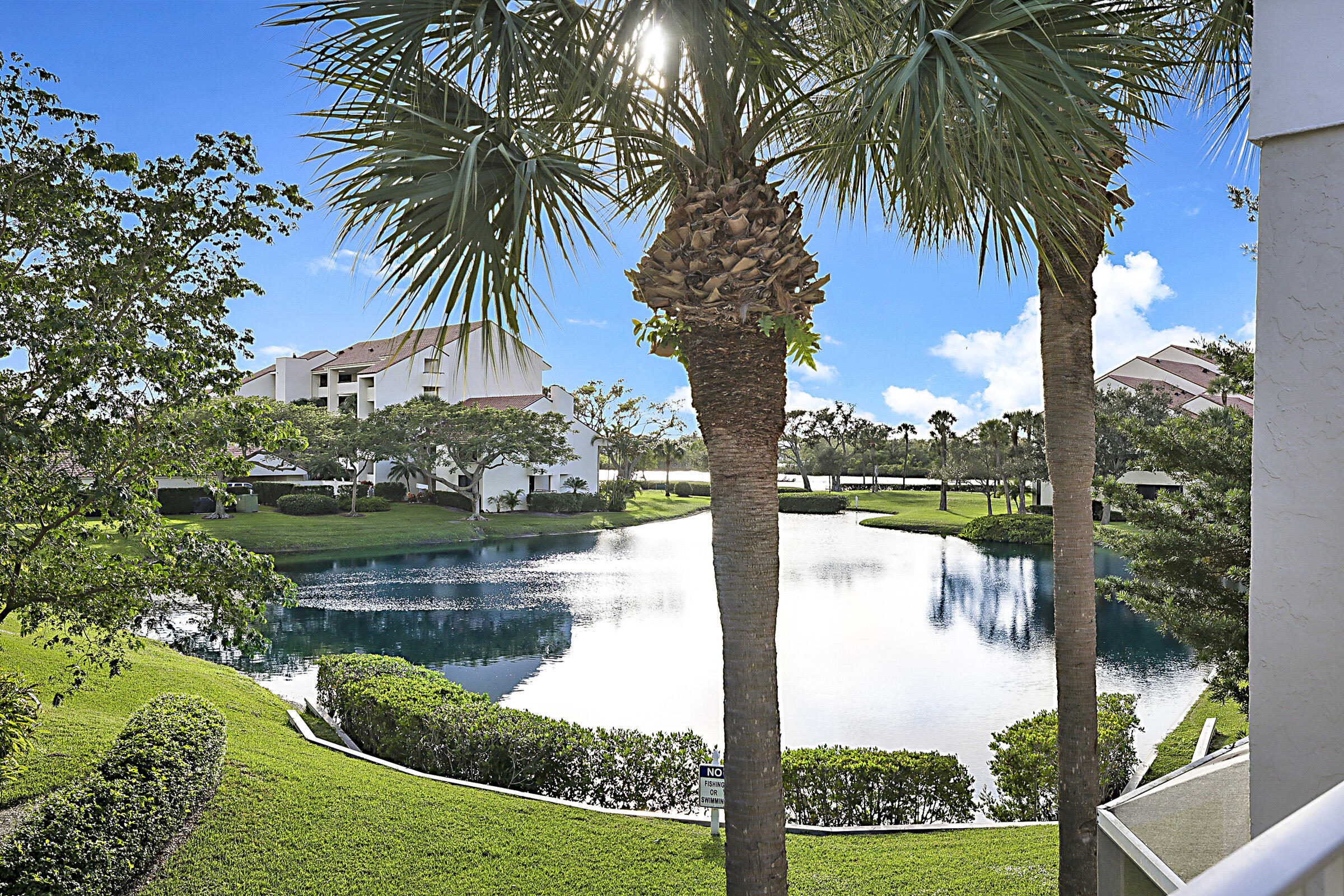 1000 North Us Highway, Unit 623 Jupiter, FL 33477 - Photo 25 of 39 a lake view with a garden view