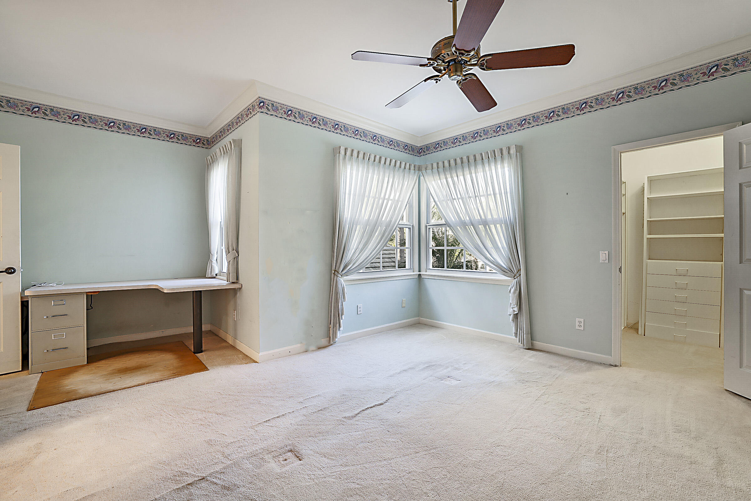 1000 North Us Highway, Unit 623 Jupiter, FL 33477 - Photo 30 of 39 a view of an empty room with a window