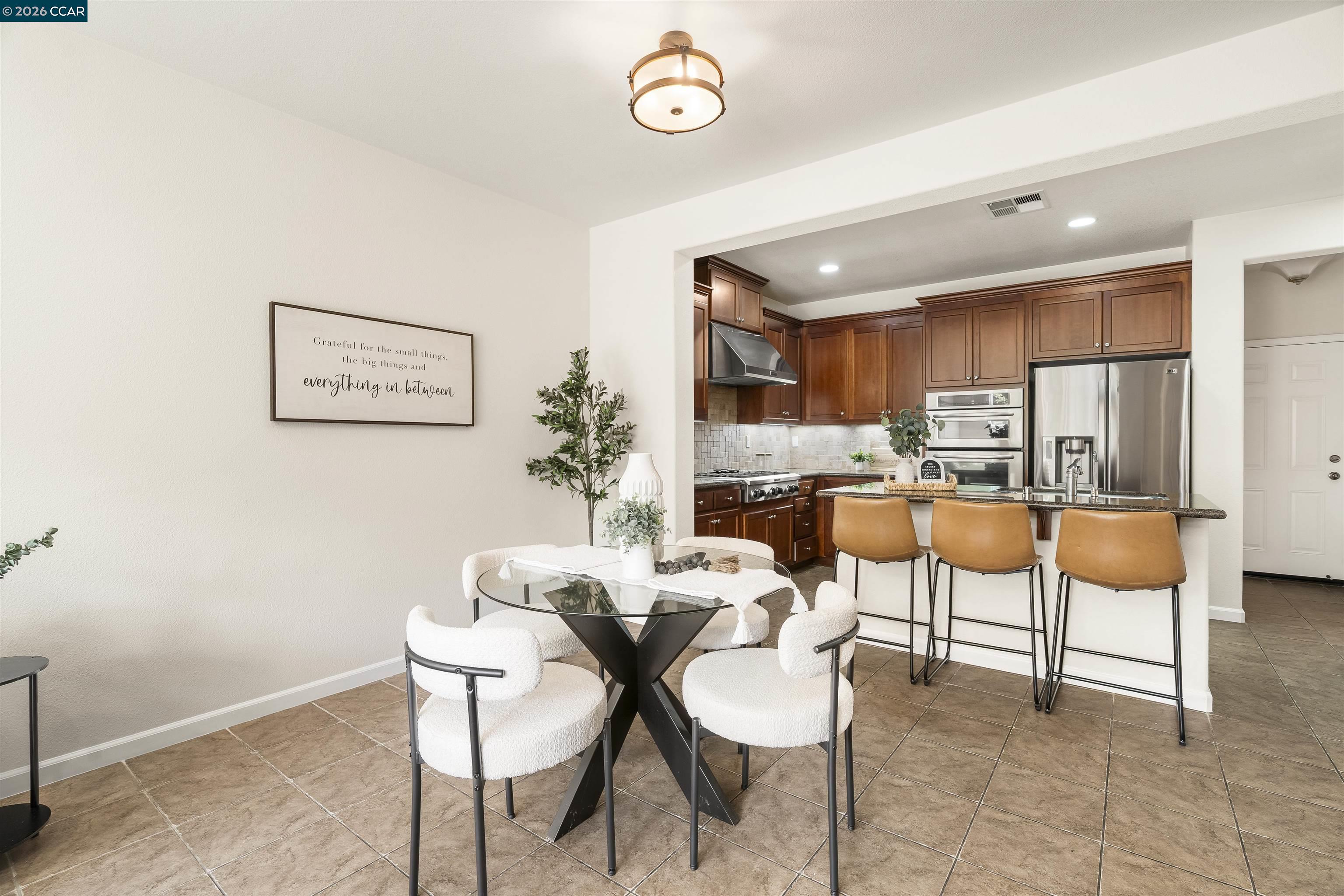 5267 Fioli Loop San Ramon, CA 94582 - Photo 12 of 41