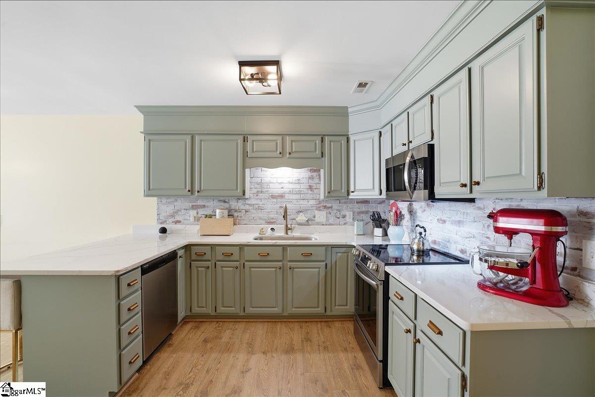 426 Sparrow Hawk Court Greer, SC 29650 - Photo 13 of 39