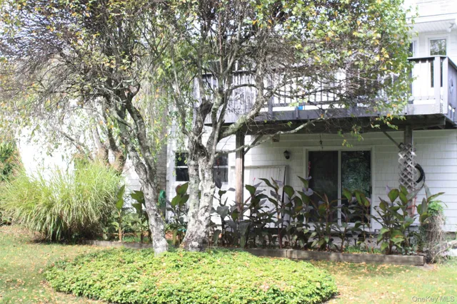 front view of house with a yard