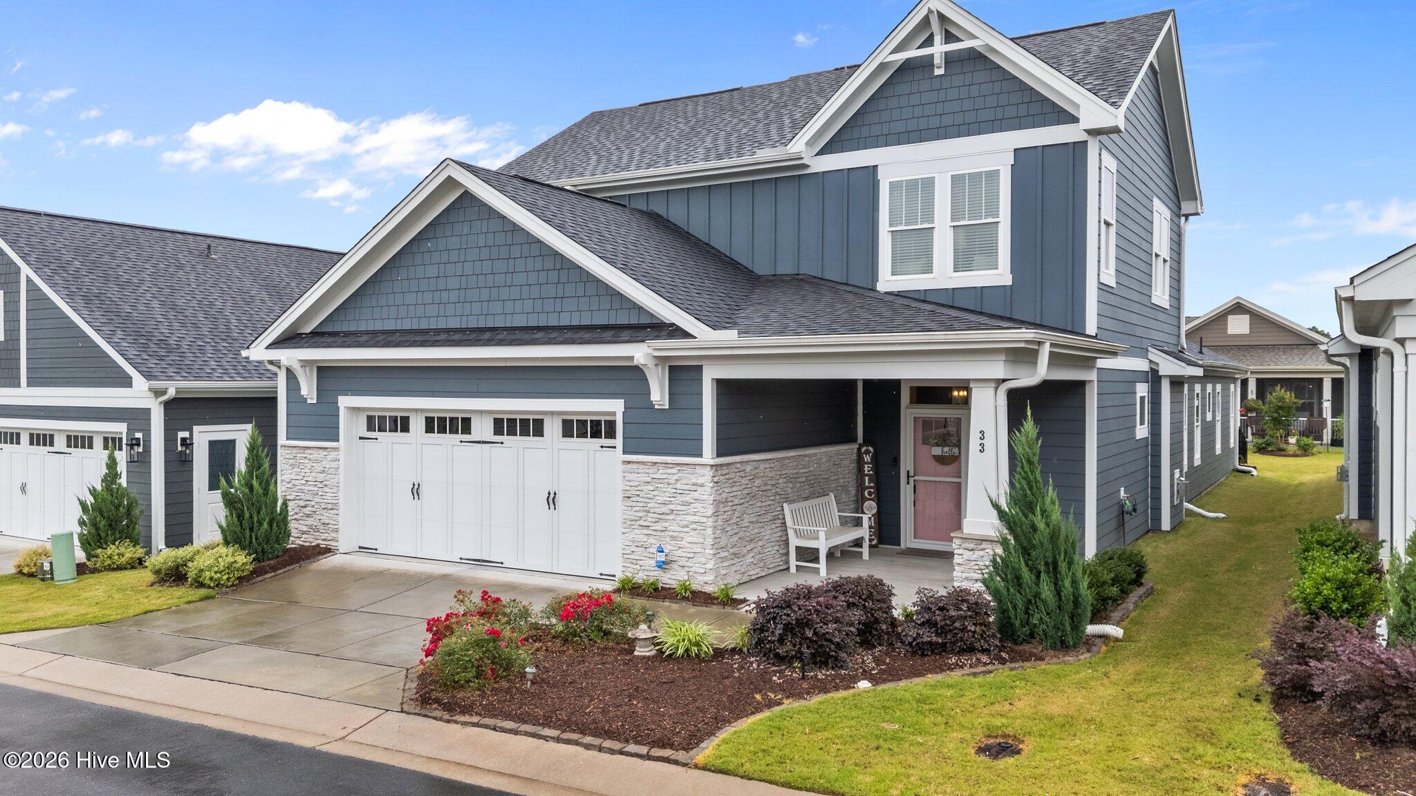 33 Davidson Street Clayton, NC 27520 - Photo 2 of 40 Large 2 car garage