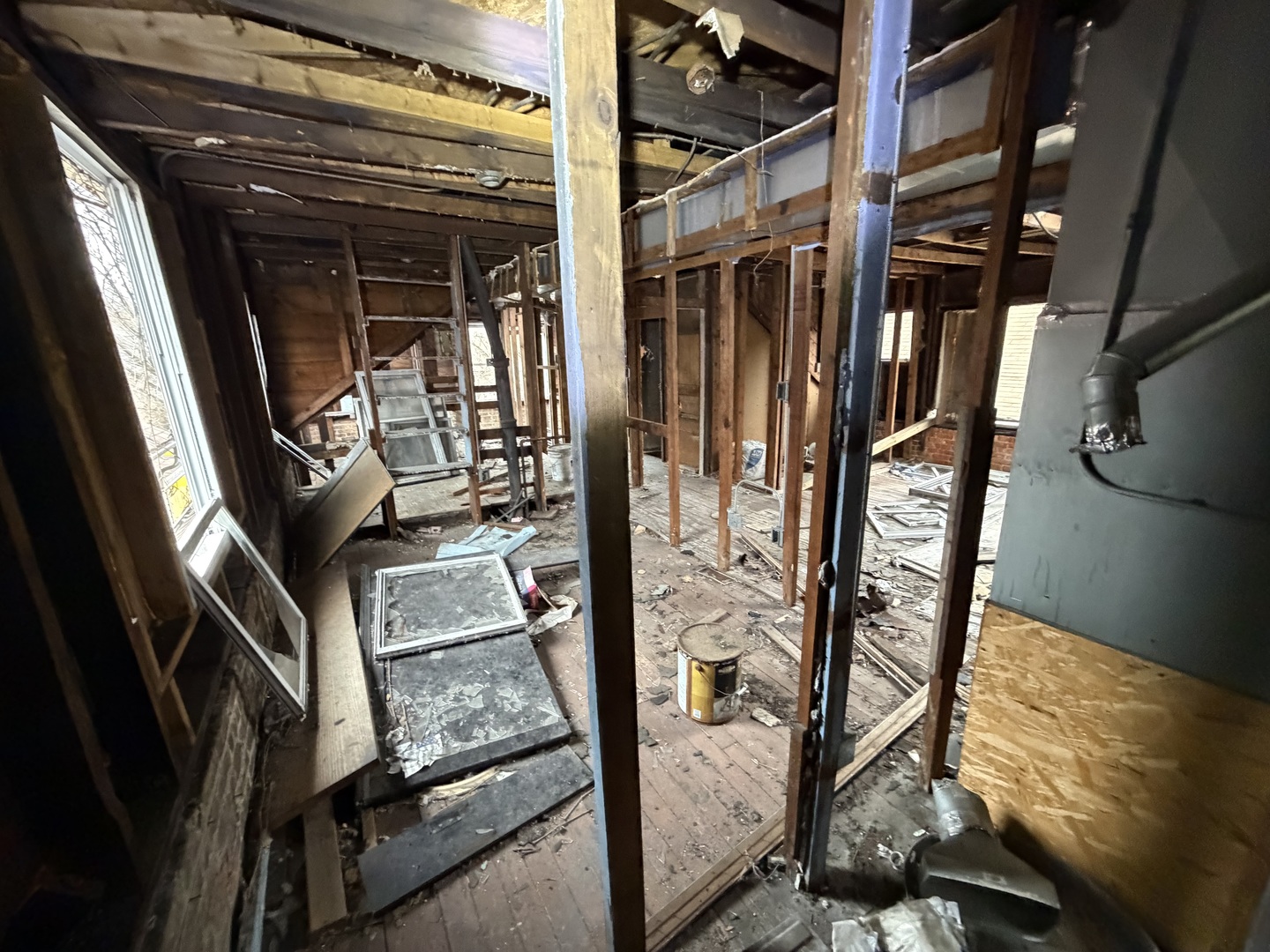 7927 South Colfax Avenue Chicago, IL 60617 - Photo 8 of 10 a view of an entryway