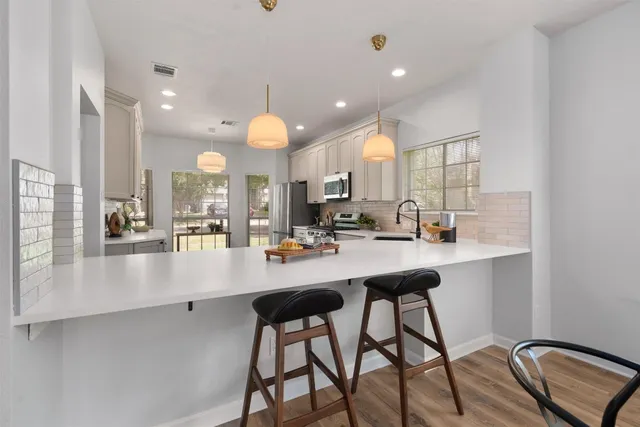 $2,500 | 3817 Newland Drive, Round Rock, TX 78681