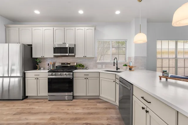 $2,500 | 3817 Newland Drive, Round Rock, TX 78681