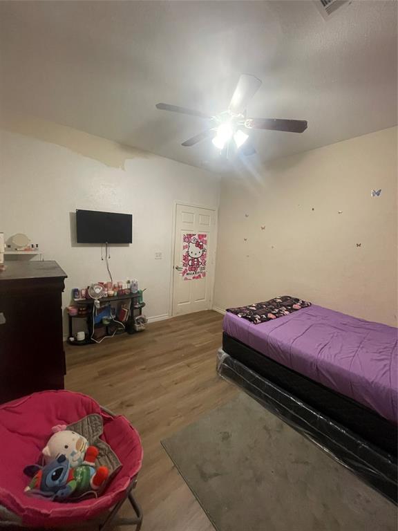 5335 Bettes Lane Beaumont, TX 77708 - Photo 8 of 16