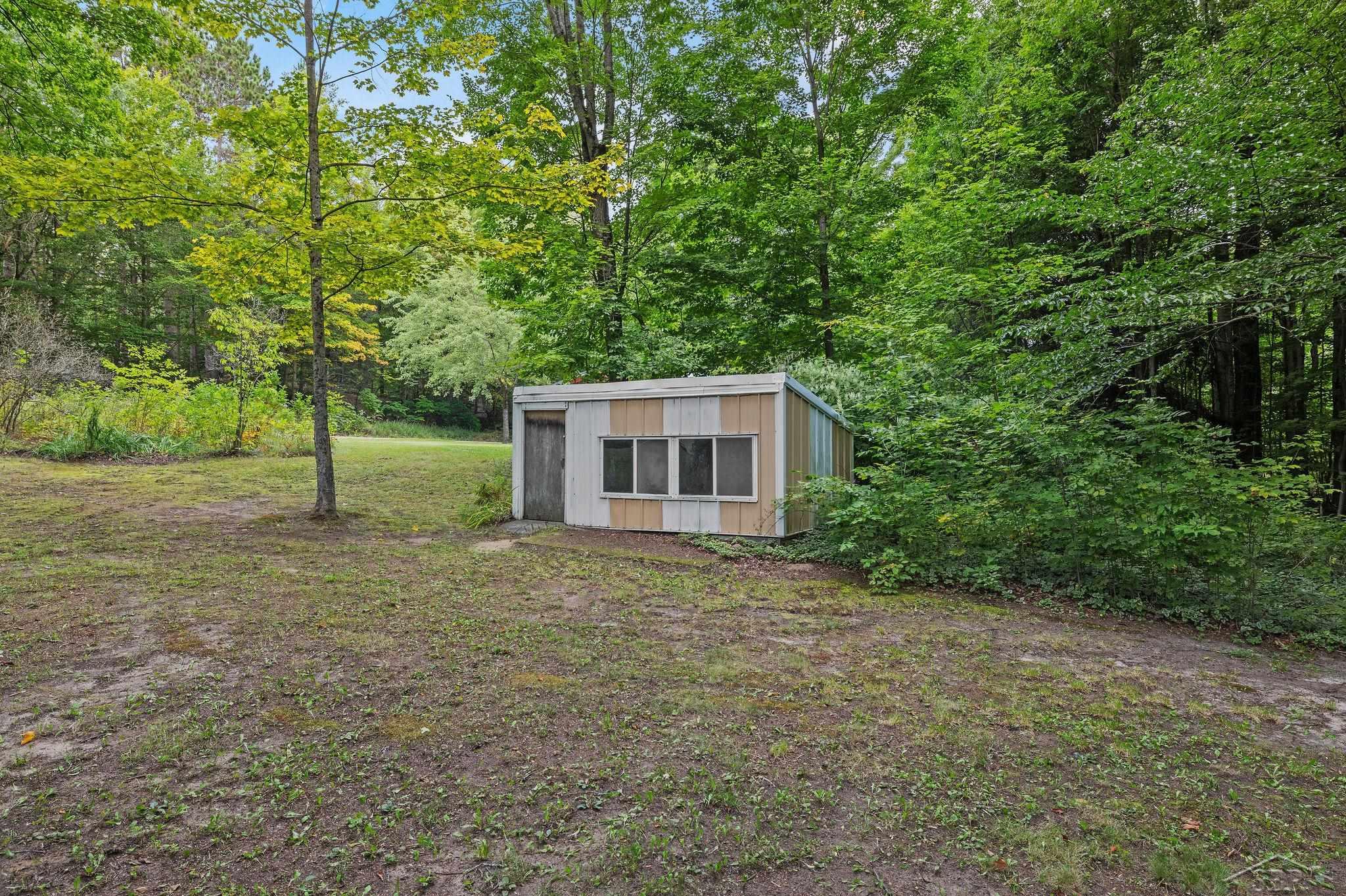 20686 Lakola Road Tustin, MI 49688 - Photo 27 of 47