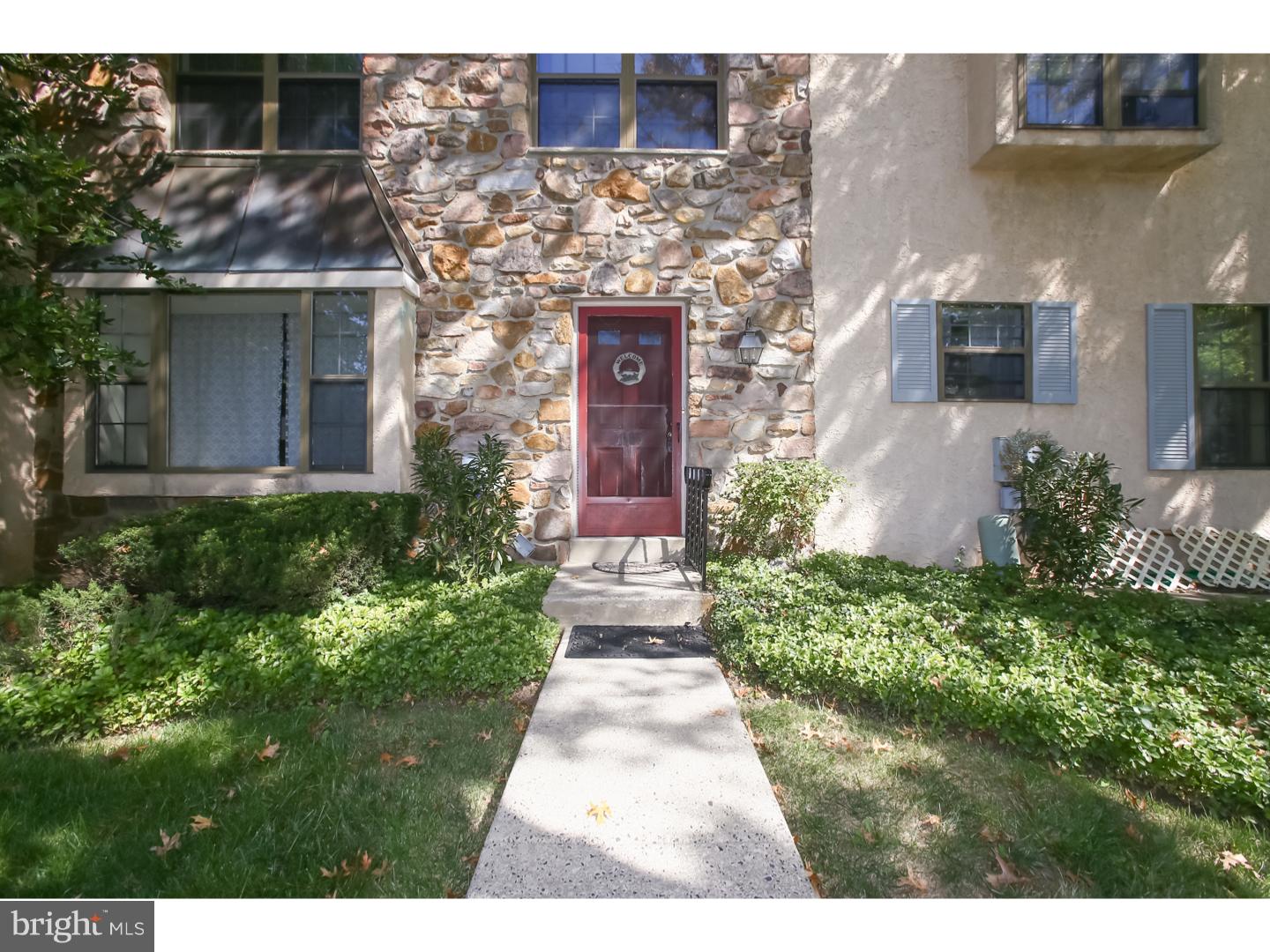 1185 Heyward Road, Unit 41 Wayne, PA 19087 - Photo 2 of 24 Gallery Image 2