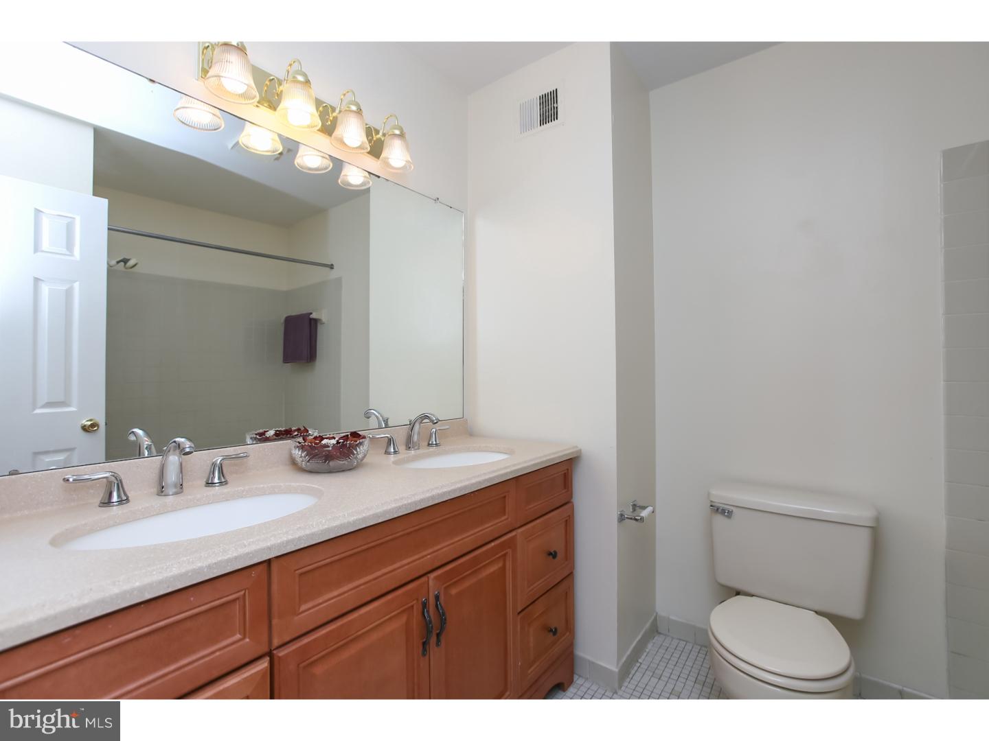 1185 Heyward Road, Unit 41 Wayne, PA 19087 - Photo 16 of 24 Gallery Image 16
