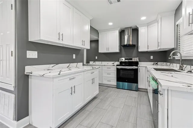 $272,500 | 1501 Bayonne Drive, Laplace, LA 70068