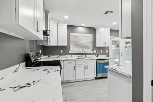 $272,500 | 1501 Bayonne Drive, Laplace, LA 70068