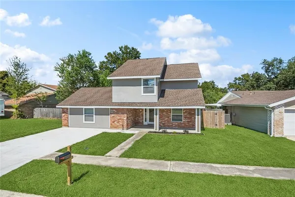 $295,000 | 1501 Bayonne Drive, Laplace, LA 70068