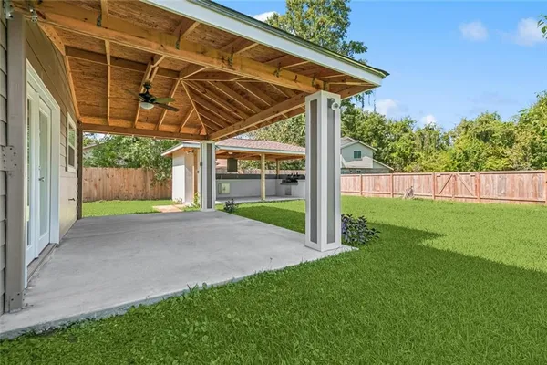 $295,000 | 1501 Bayonne Drive, Laplace, LA 70068