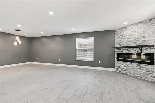 $295,000 | 1501 Bayonne Drive, Laplace, LA 70068