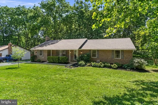 $650,000 | 6421 Locust Lane, Sykesville, MD 21784