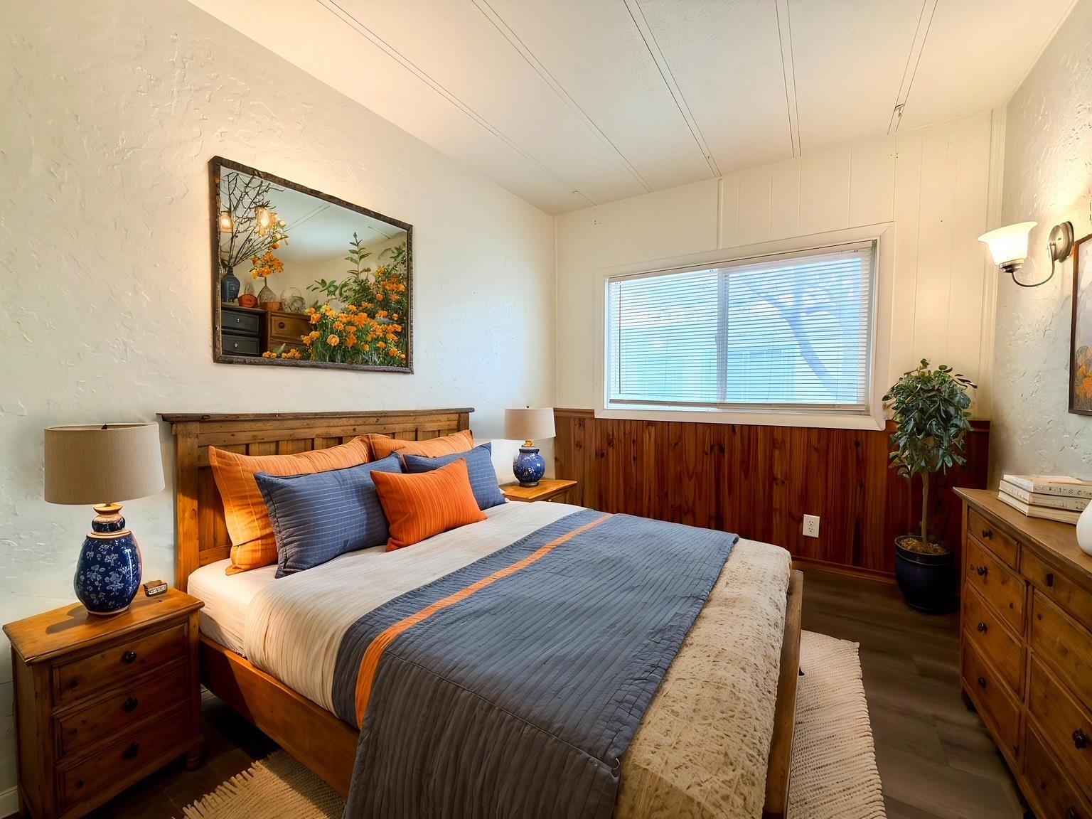 585-25 25 1/2 Road, Unit 237 Grand Junction, CO 81505 - Photo 24 of 31 a bedroom with a bed and a window