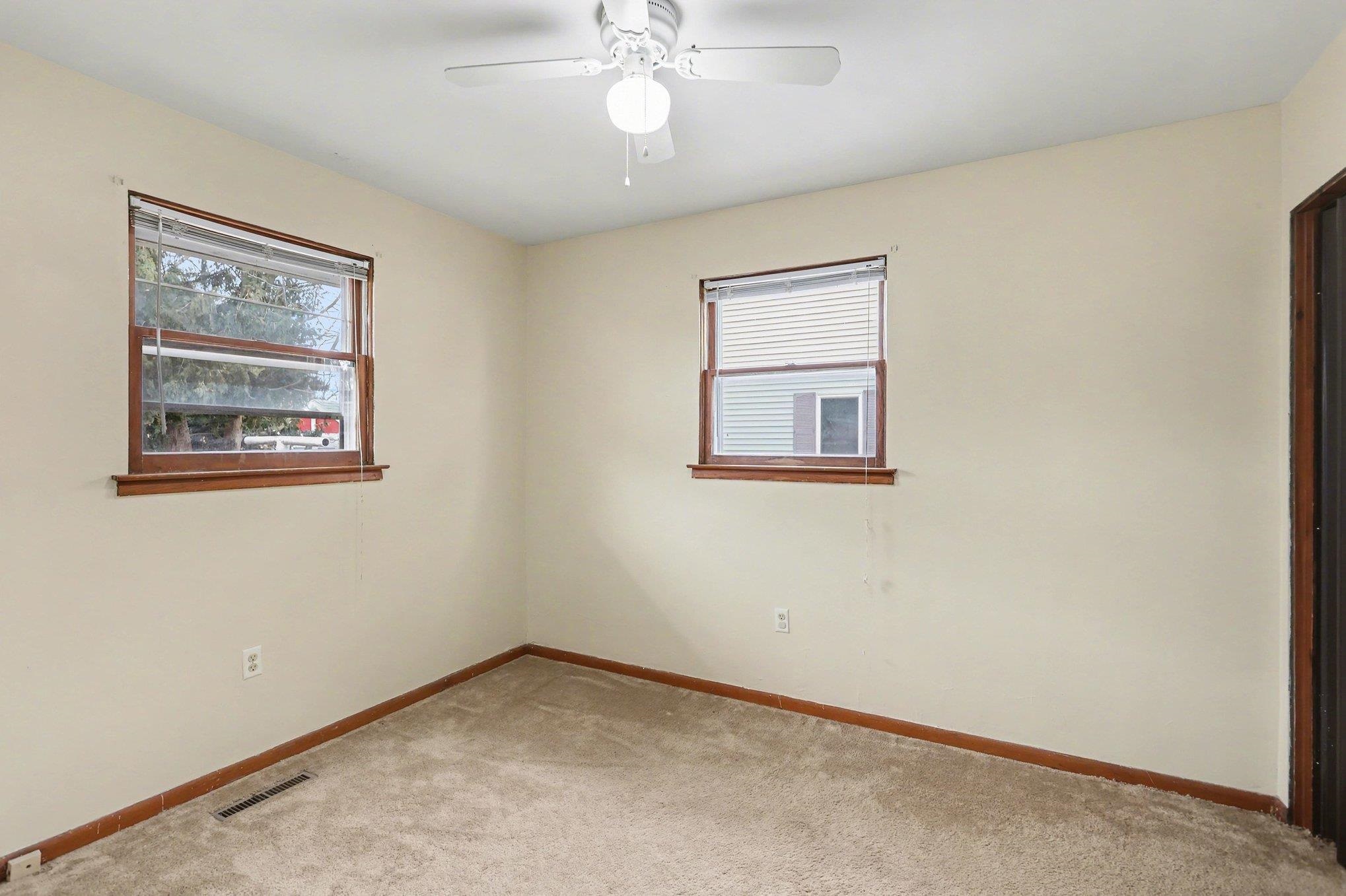 513 West Ridge Road Bay City, MI 48708 - Photo 15 of 21