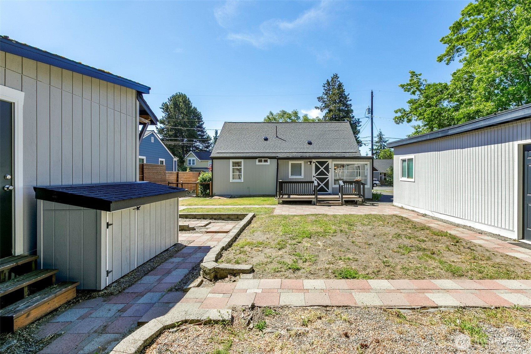 618 Southwest 138 Street Burien, WA 98166 - Photo 4 of 20