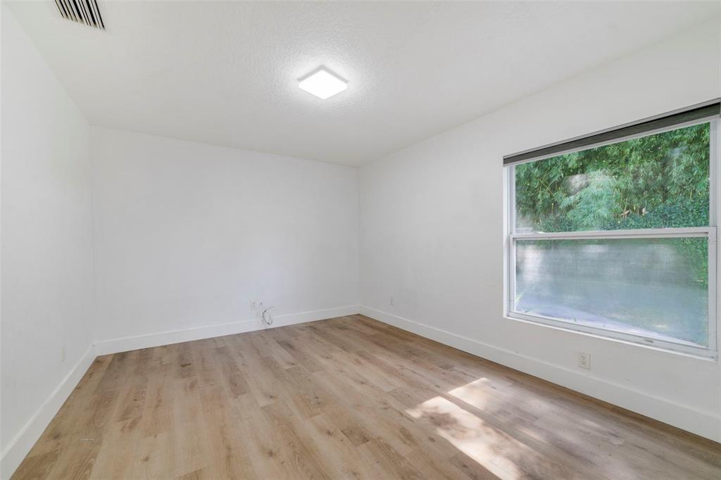 449 Citadel Drive Altamonte Springs, FL 32714 - Photo 12 of 25 an empty room with a window