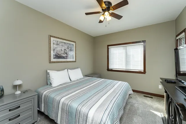 $495,000 | 250 7th Ave S East, Plainview, MN 55964