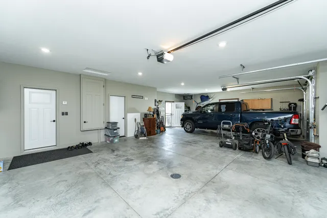 $495,000 | 250 7th Ave S East, Plainview, MN 55964