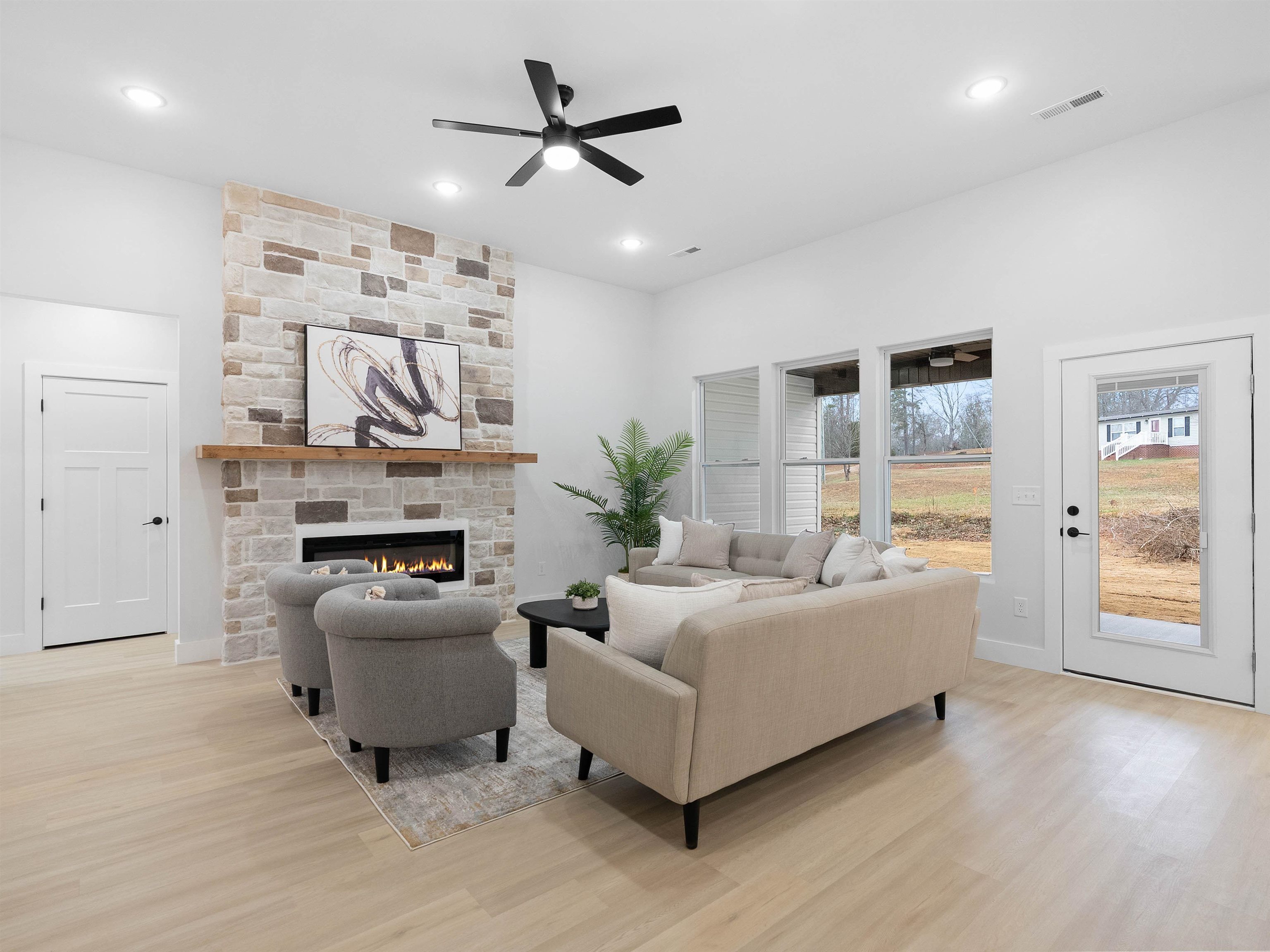 1754 Fish Camp Road Chesnee, SC 29323 - Photo 6 of 45 Gallery Image 6