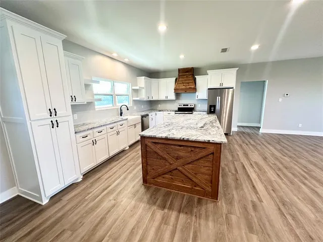 $350,000 | 302 Salt Creek Drive, Early, TX 76802