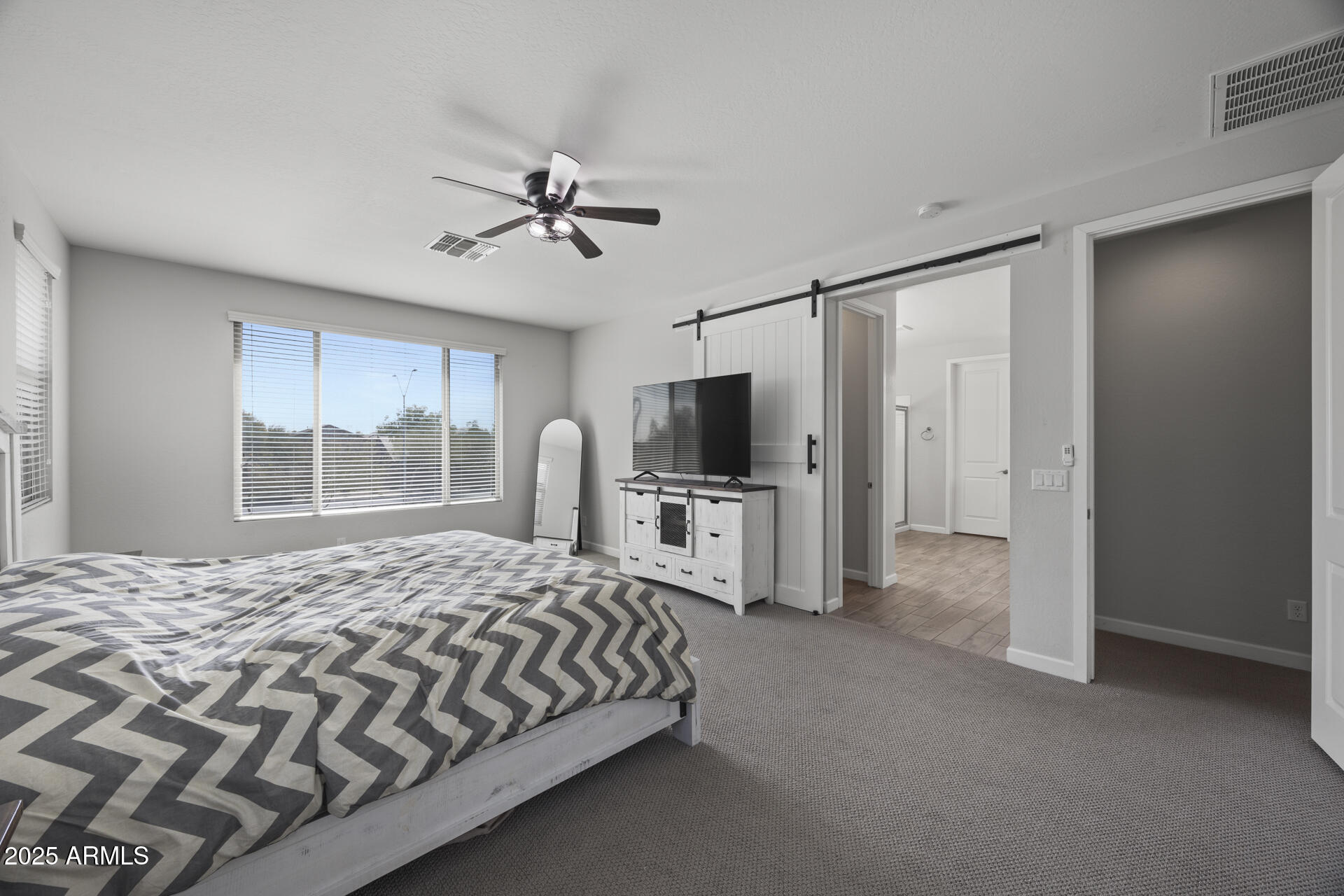 14369 West Wethersfield Road Surprise, AZ 85379 - Photo 32 of 54 1-51