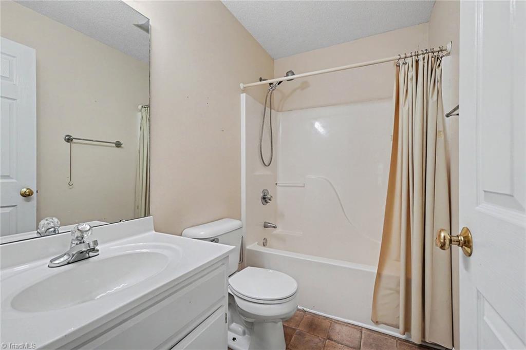 116 Moore Street Graham, NC 27253 - Photo 17 of 28