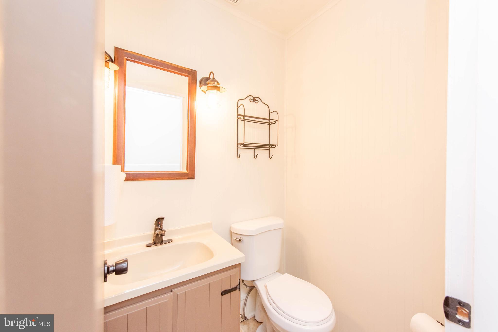 2112 Ebbvale Road Manchester, MD 21102 - Photo 14 of 134 Powder Room