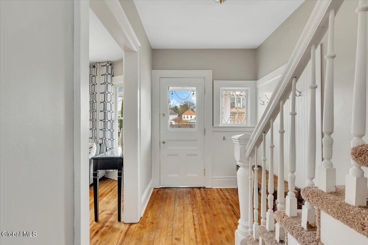 29 Vley Road Scotia, NY 12302 - Photo 5 of 40 08-P1828254