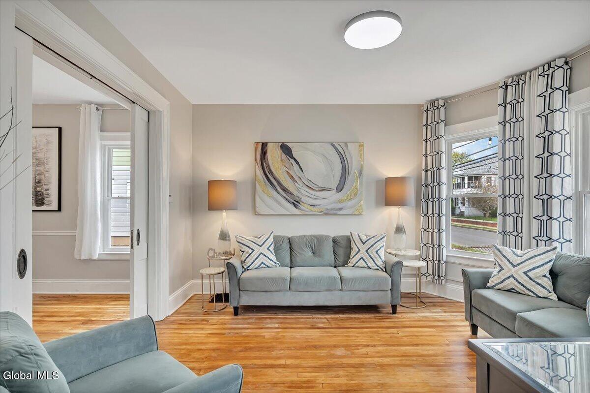 29 Vley Road Scotia, NY 12302 - Photo 6 of 40 09-P1828260